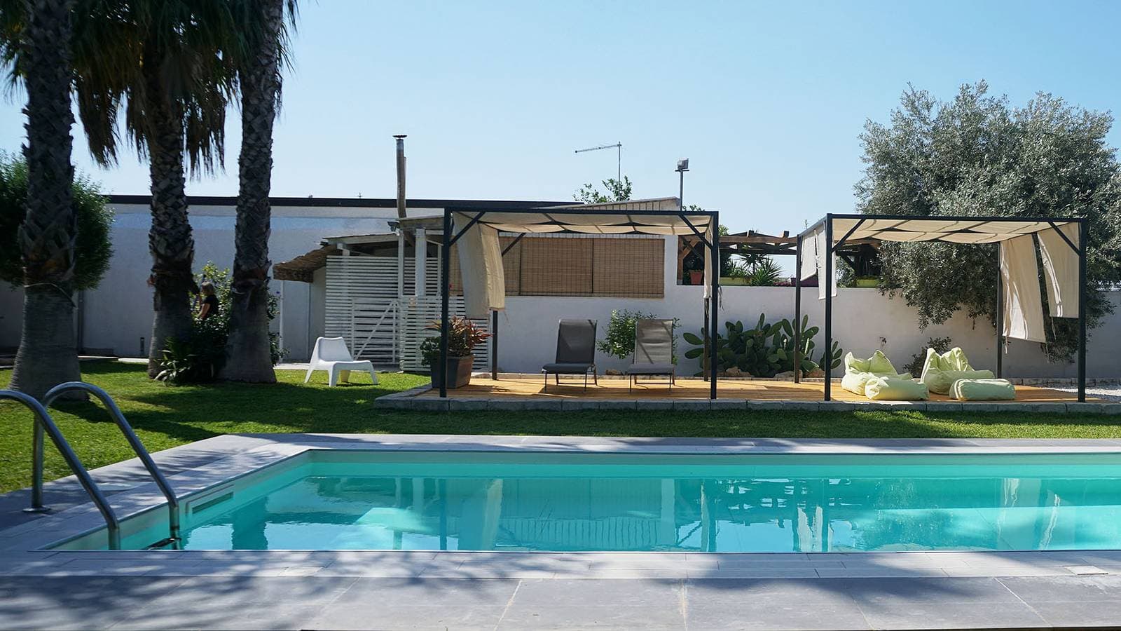 Foto 3 von 21: Dependance in Villa con piscina - Ibr