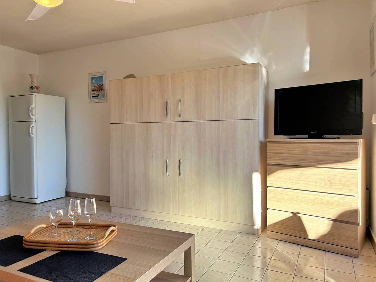 Foto 8 von 20: Studio mit Klimaanlage, Terrasse und Parkplatz nahe am Strand