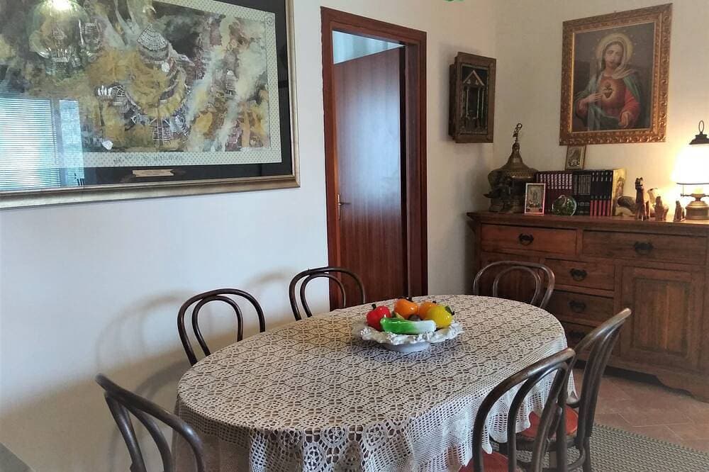 Foto 9 von 12: Kleines Haus im Grünen nahe dem Zentrum von Perugia!
