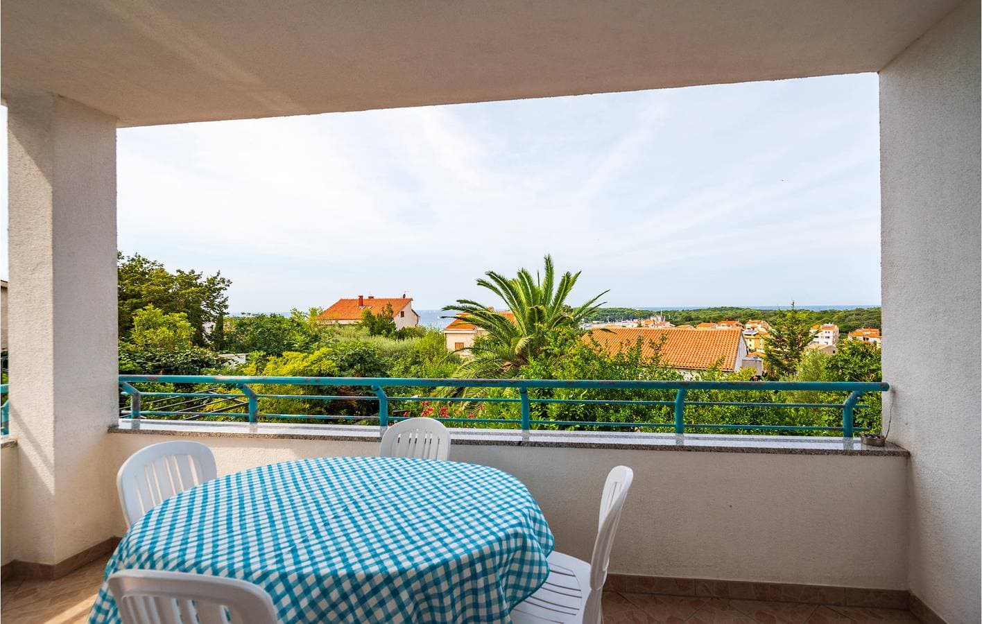 Foto 3 von 55: Gemütliche Ferienwohnung mit Meerblick, Pool, WLAN und Parkplatz – 1,5 km vom Strand entfernt