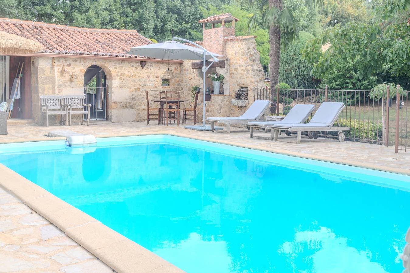 Foto 7 von 36: L'Écrin de la Rose – Ruheoase mit Pool und Natur