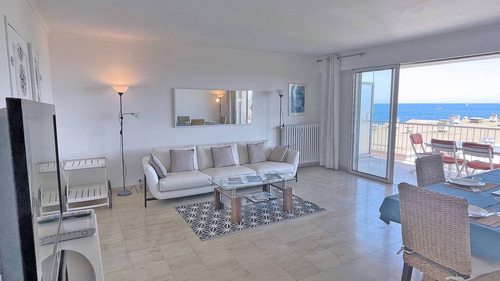 Foto 5 von 16: Wohnung T3 - 4 Personen - Außergewöhnlicher Meerblick - Klimaanlage - Nahe Strand und Stadtzentrum - Sainte Maxime