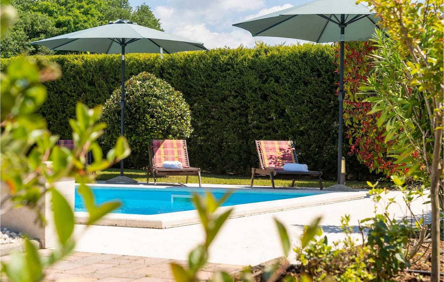 Foto 10 von 44: Modernes Apartment mit 1 Schlafzimmer, Pool und Terrasse – 400 m vom Stadtzentrum entfernt