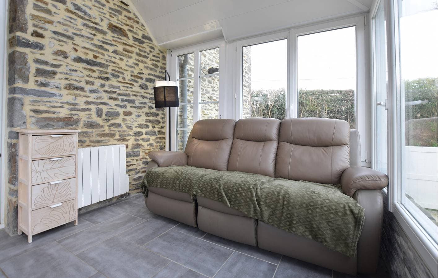 Foto 10 von 29: Moderne Ferienwohnung mit WLAN, TV und Parkplatz in Saint-Lô-d'Ourville – 2 km zum Strand