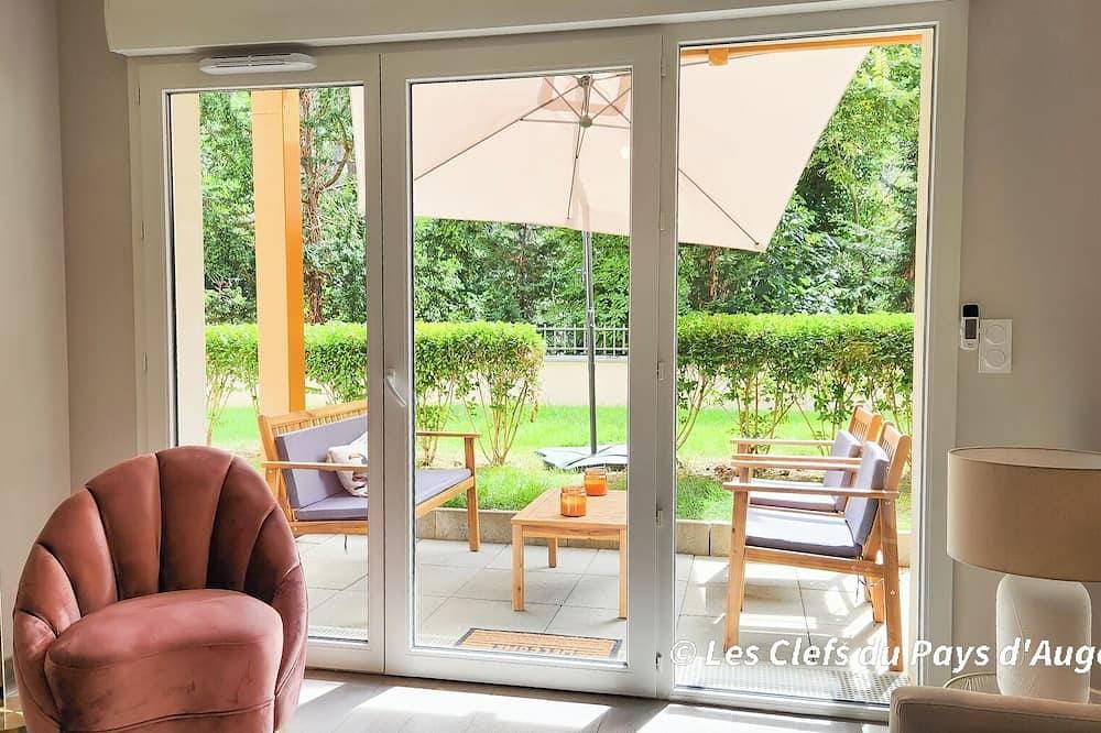 Foto 4 von 11: Superbe Appartement à 2 pas de la Mer, Rez-de-jardin, 2 Chambres, Parking Privé