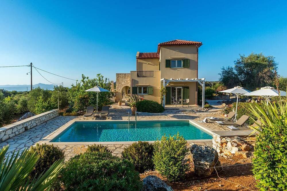Villa Selene, private pool, peaceful rural environment 1