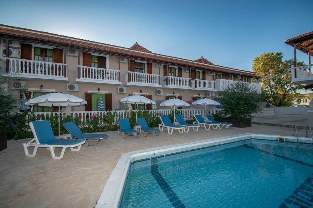 Foto 6 von 6: Private Pool Studios And Apartments In The Heart Of Laganas