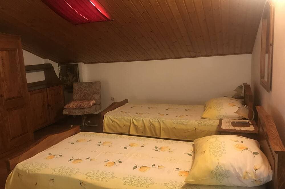 Foto 6 von 30: Auf dem Dorf Garten, Haustiere willkomen Klimaanlage, Grill ,WLAN-Internetzugang