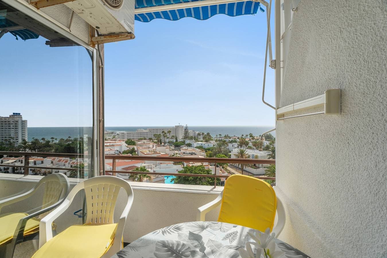 Fantastic 1-bedroom With Sea View 1