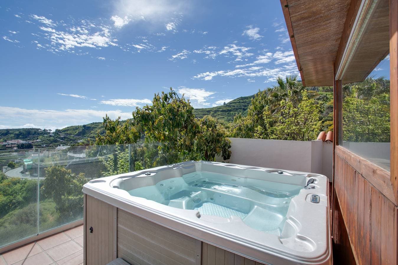 Foto 5 von 39: Urlaub 'Junior Suite' mit Bergblick, Wi-Fi und Klimaanlage