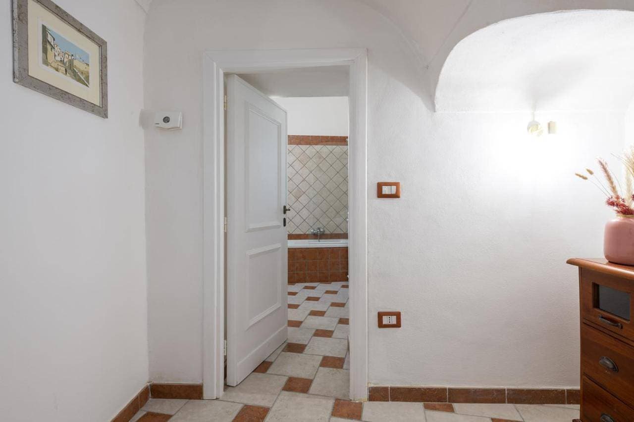 Foto 11 von 12: Double Room with Private External Bathroom