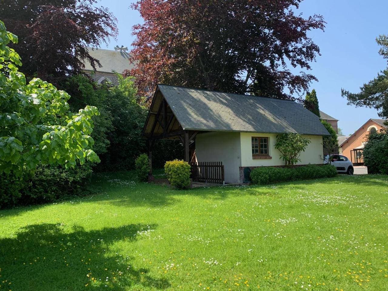 Foto 13 von 23: Three-Bedroom House