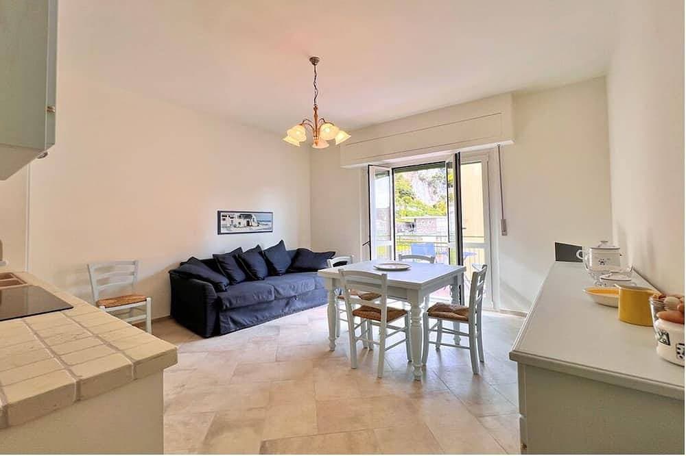 Foto 11 von 17: Fabulous 2-bedroom apartment with AC and heating in Varigotti, Italy
