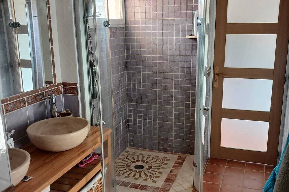 Foto 8 von 27: Provenzalisches Haus, mit Pool und großem Garten, für 8 Personen, 4 Schlafzimmer