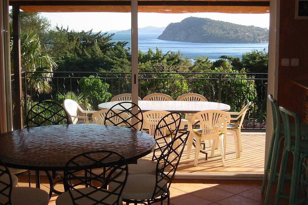 Foto 13 von 25: Eine ganze Villa für sich • Privatpool • Strand 7 Min. zu Fuß • nahe St.-Tropez