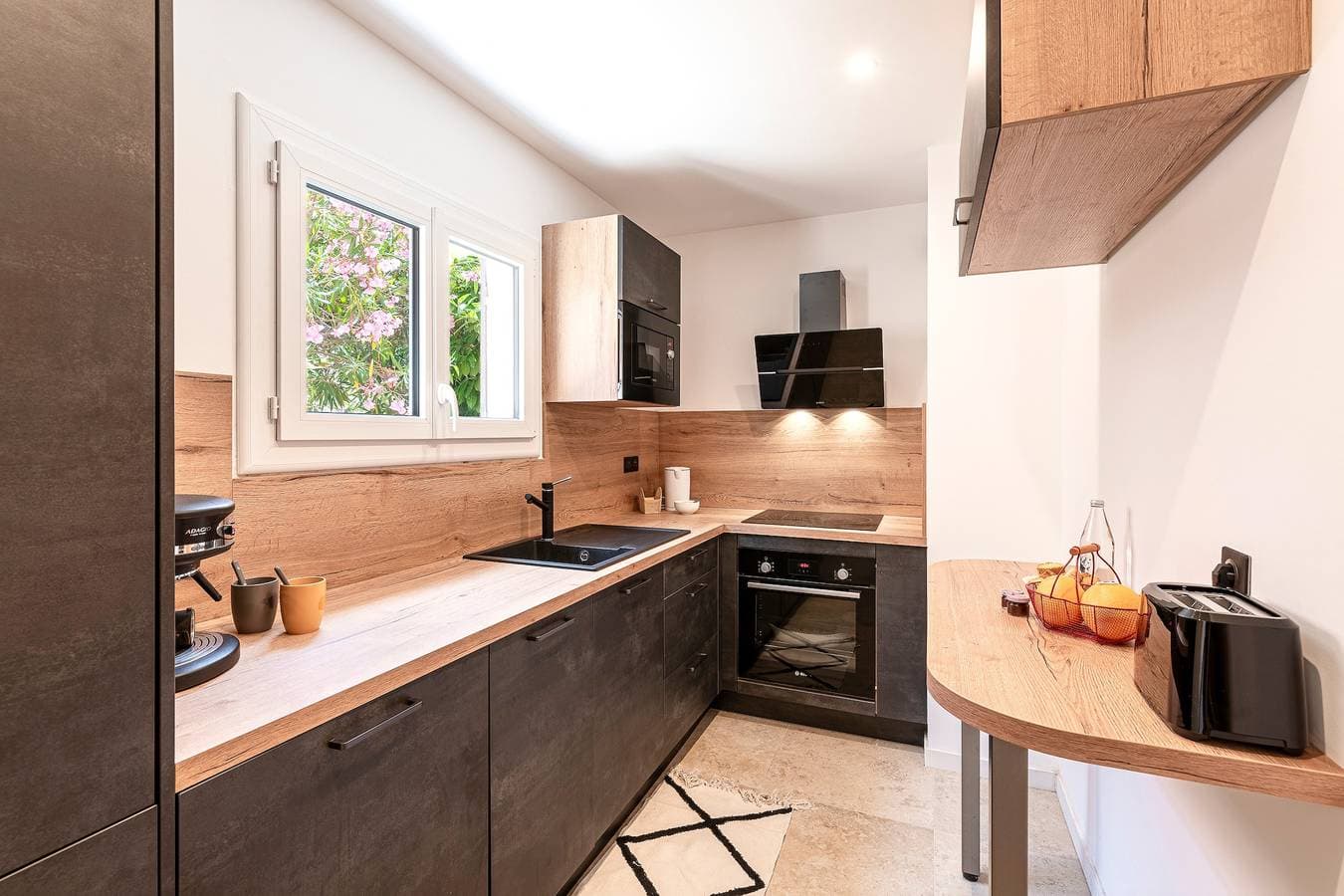 Foto 3 von 14: Ferienwohnung für 4 Personen mit Terrasse