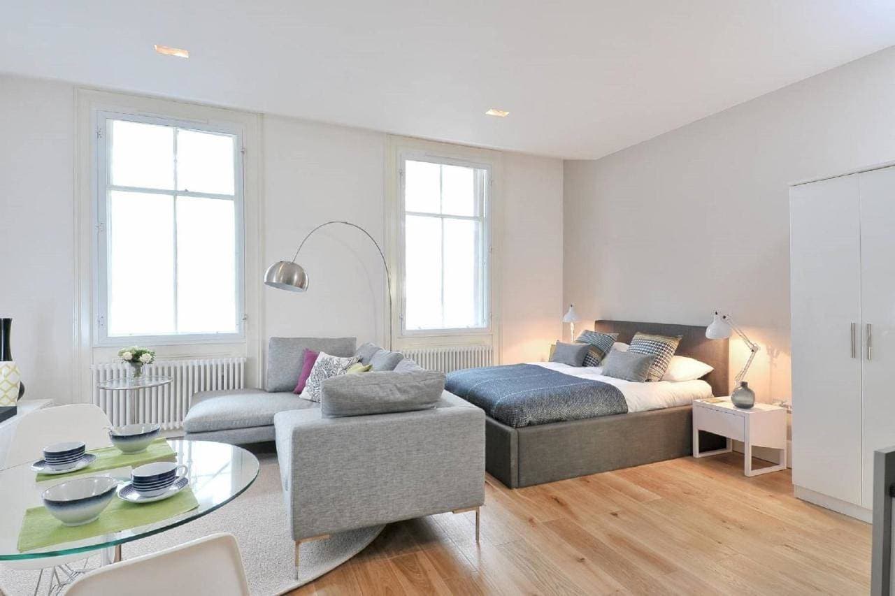 Destiny Scotland - St Andrew Square Apartments 1