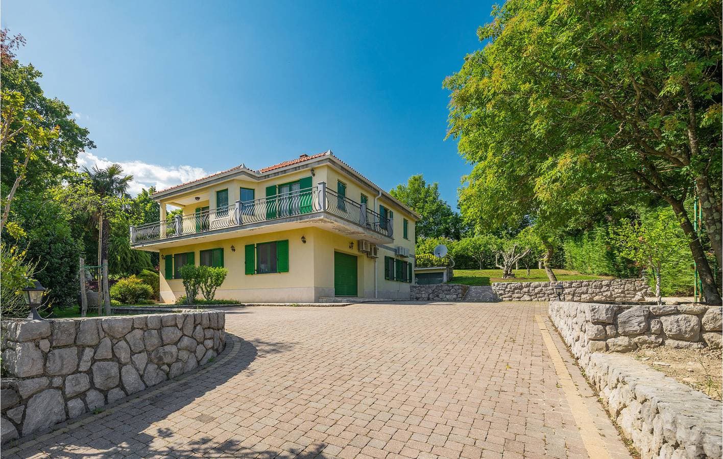 Foto 3 von 35: Geräumige Unterkunft, 2 km von Buzet entfernt: Pool, WLAN und Parkplatz inklusive