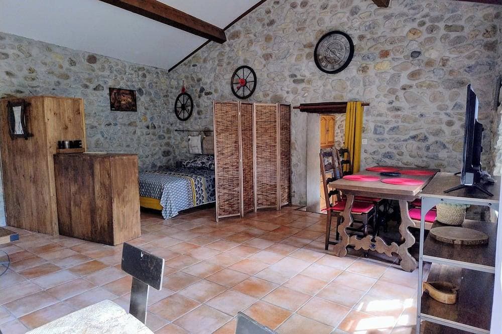 Foto 2 von 30: Gîte en Pierre Avec Spa \"lou Caladou\"