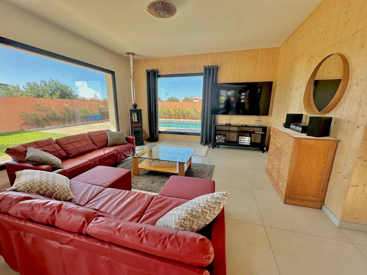 Foto 4 von 36: Villa with Private Pool