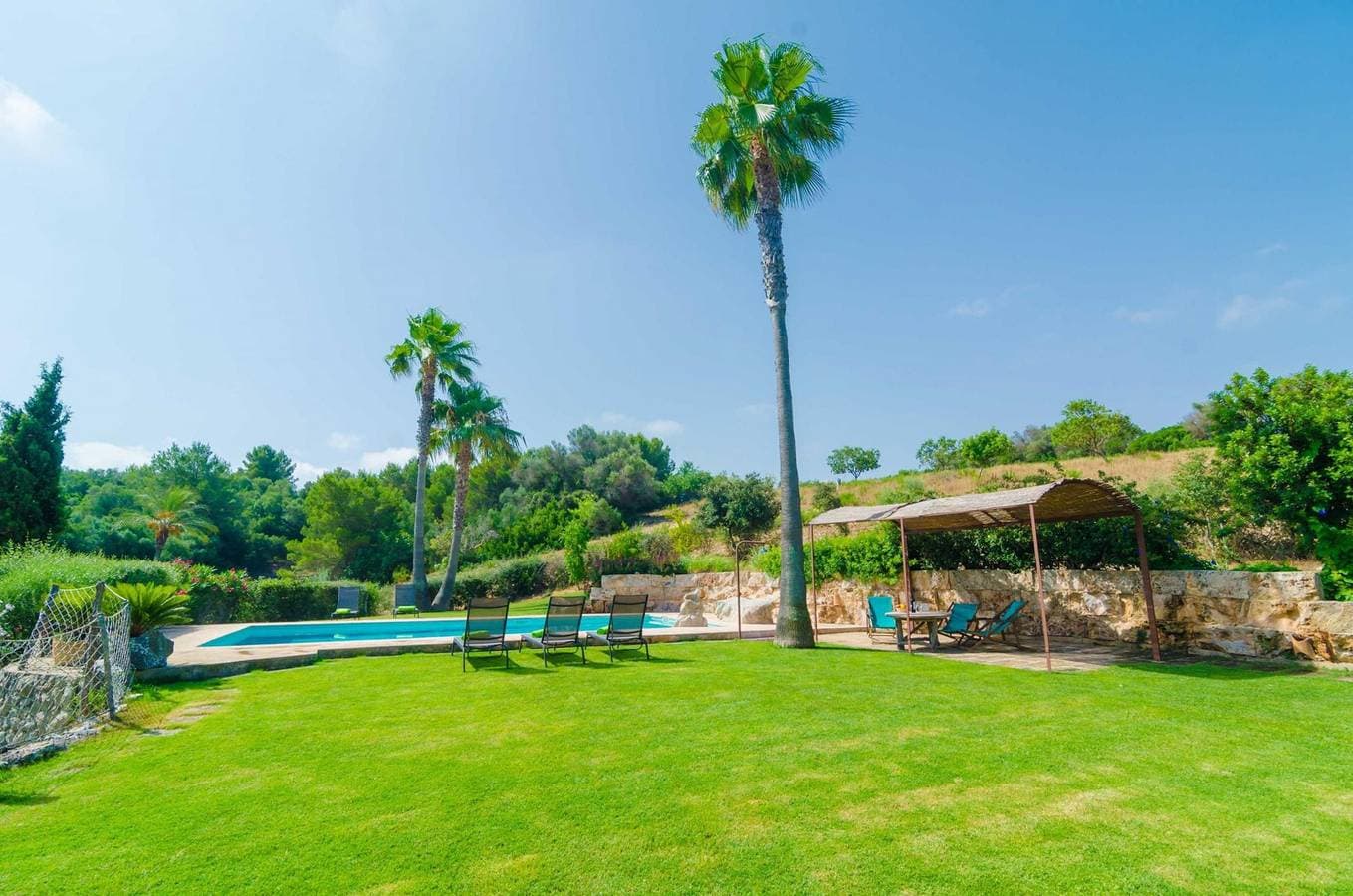 Foto 6 von 54: Villa für 8 Personen mit Terrasse