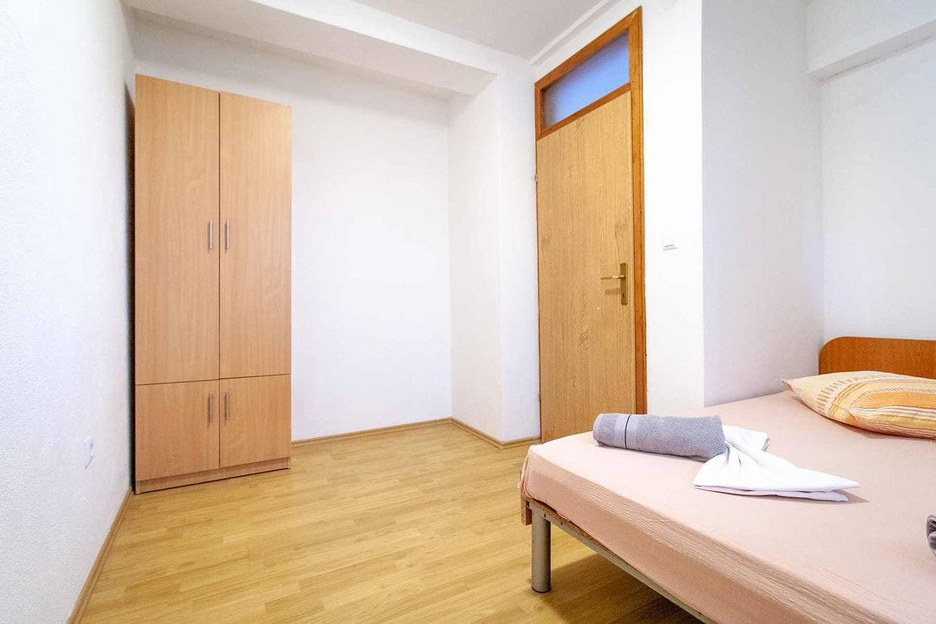 Foto 10 von 12: Ferienwohnung für 6 Personen mit Balkon/Terrasse