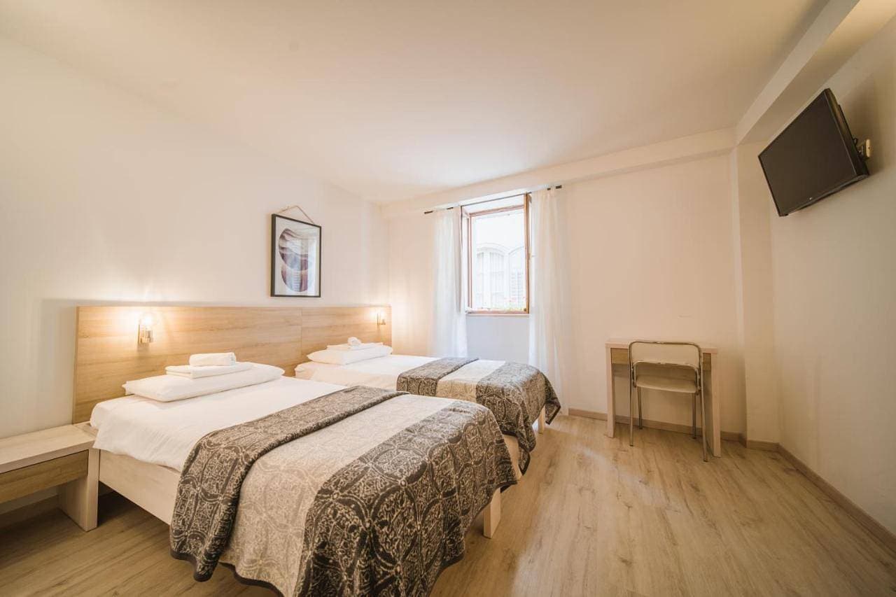 Foto 9 von 18: Double or Twin Room - Annex