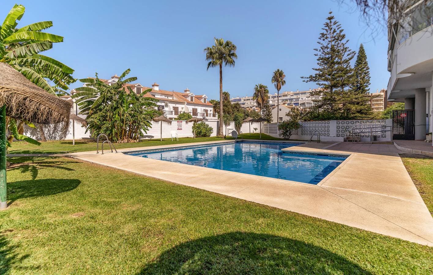 Foto 11 von 17: Appartement am Strand mit Wi-Fi, AC, Pool und Küche - 2,5 km bis Playa de los Boliches