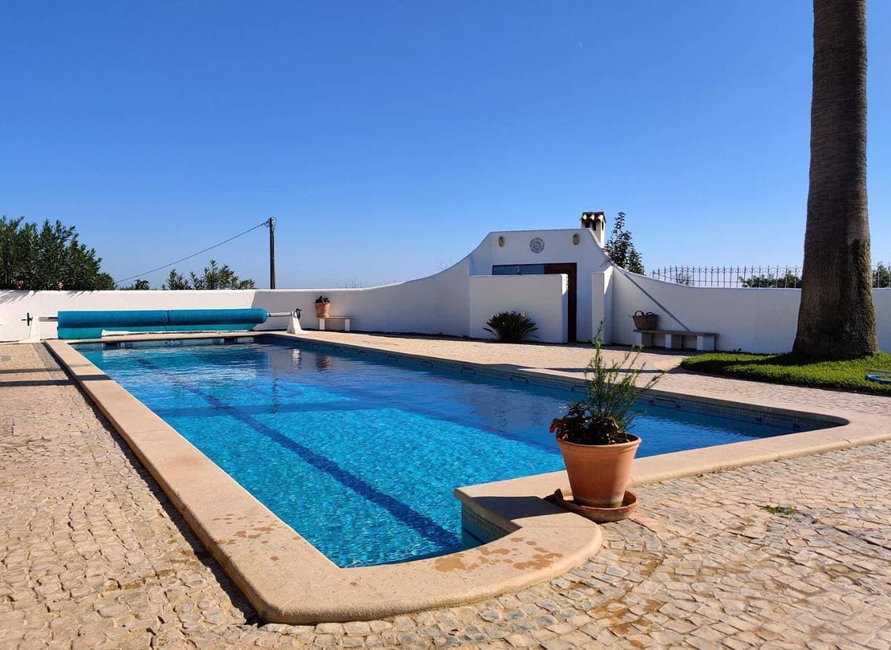 Foto 11 von 39: Villa with Private Pool
