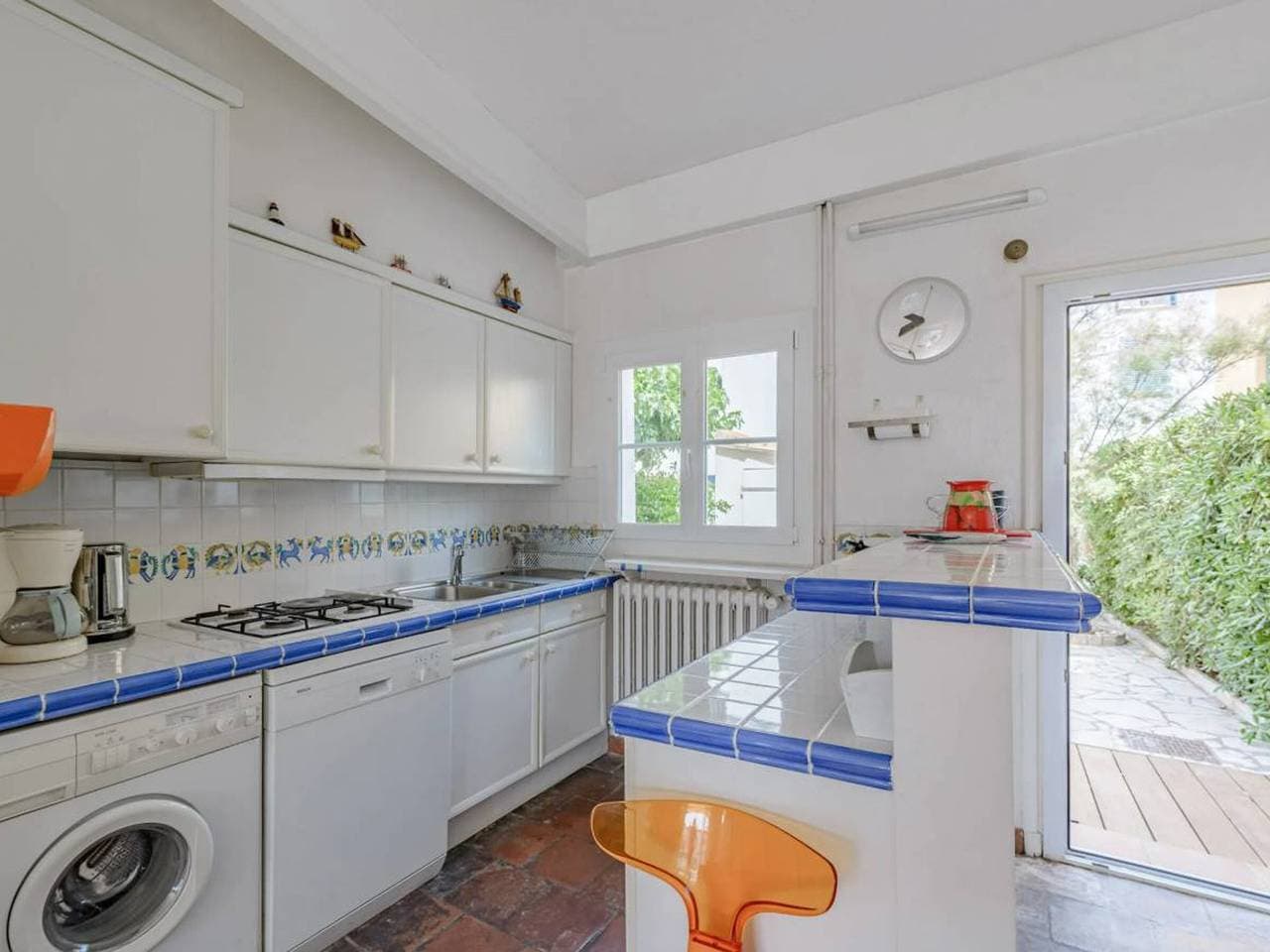 Foto 11 von 21: Haus mit Klimaanlage und WLAN, eigener Liegeplatz nahe am Strand