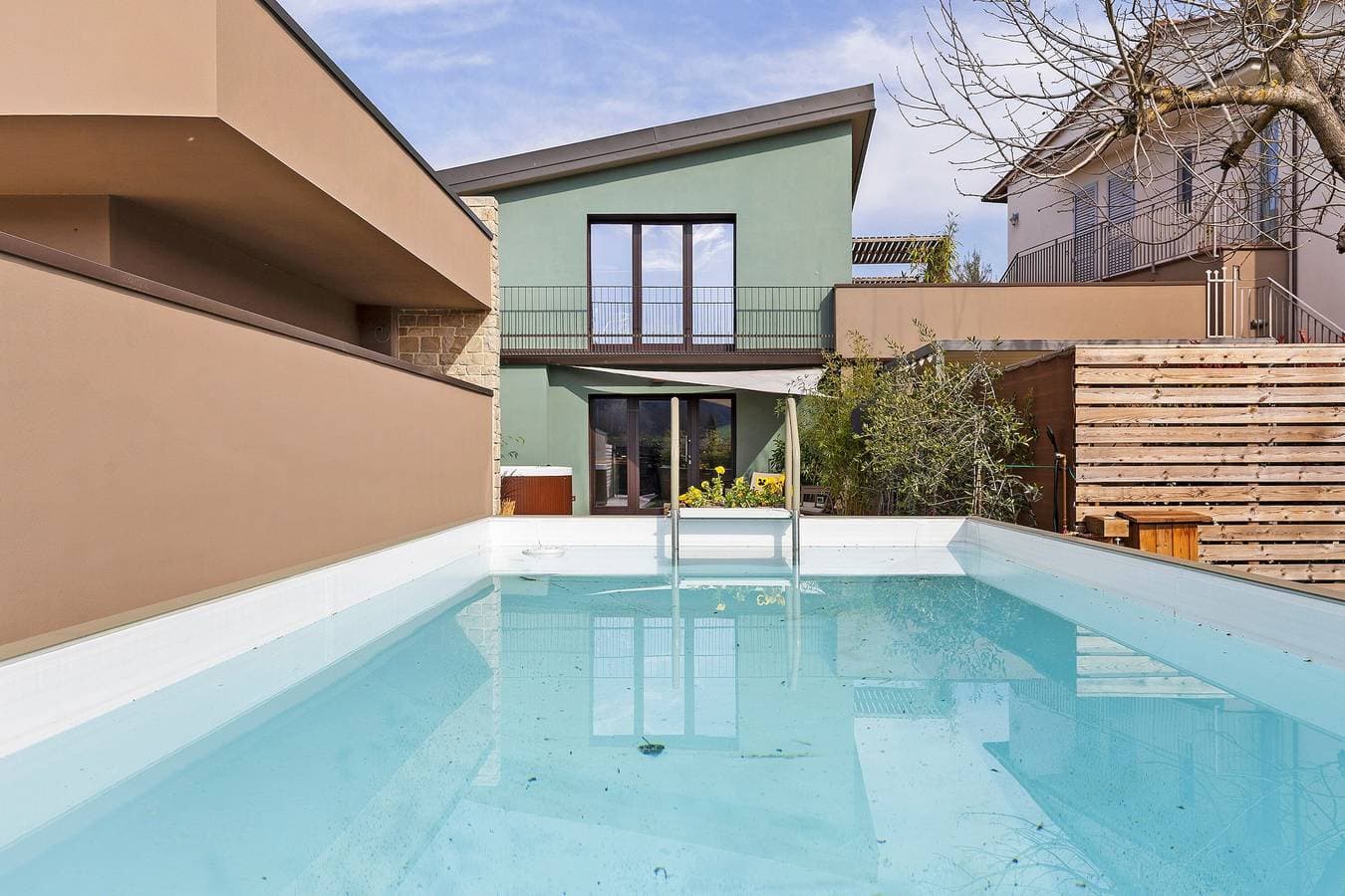 Foto 2 von 36: Ferienhaus 'Isola Degli Angeli' mit Bergblick, WLAN und Klimaanlage
