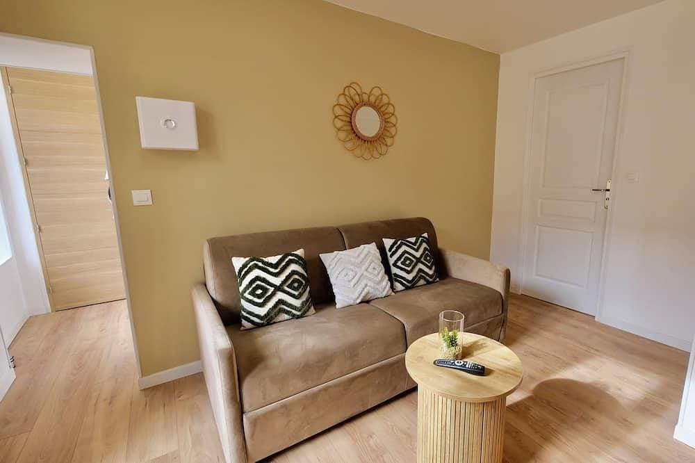 Foto 9 von 14: D-Day Suites - carentanlocation.fr: Dune - Downtown - Sleeps 4 / 2 min from the train station