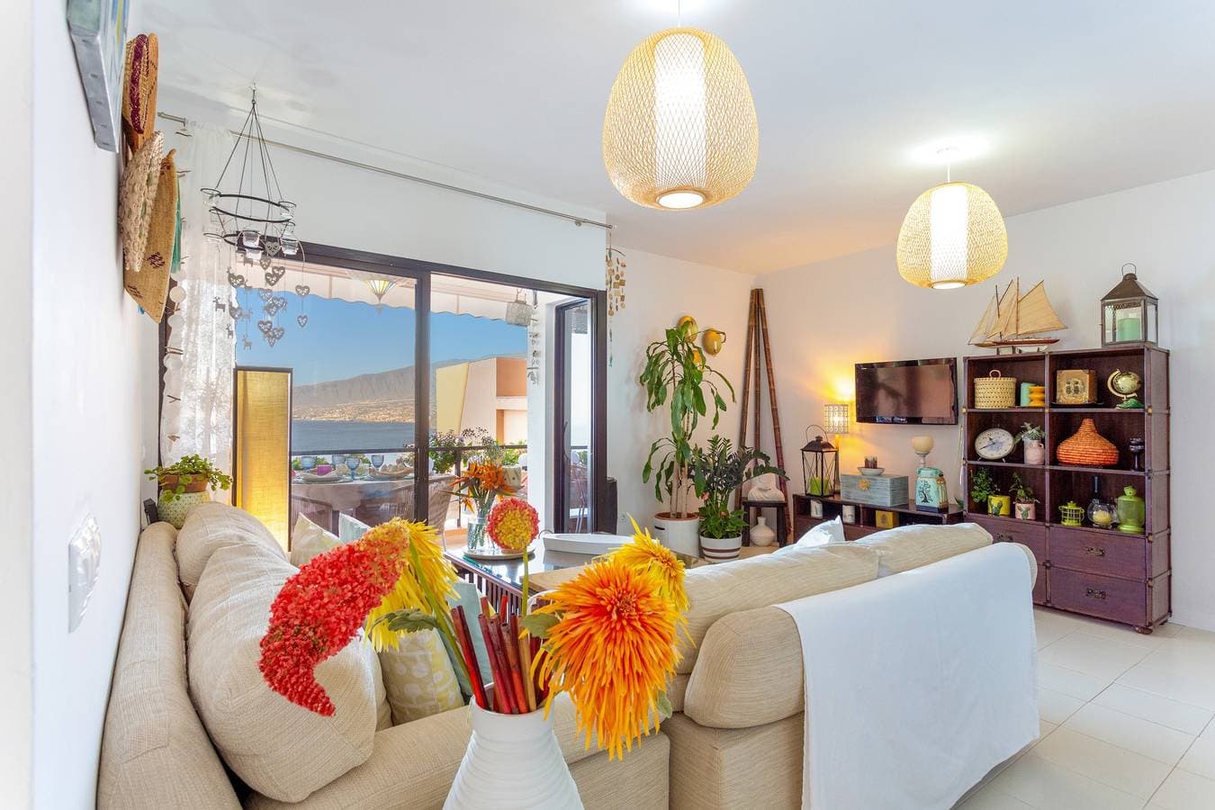 Foto 4 von 37: Ferienhaus "Mouna's House" mit Meerblick, Gemeinschaftspool und WLAN