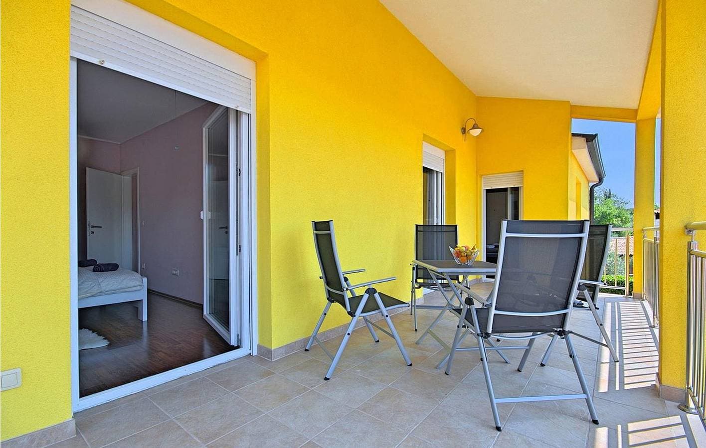 Foto 13 von 29: Gemütliche 2-Zimmer-Wohnung mit Pool und Terrasse in der Nähe des Stadtzentrums