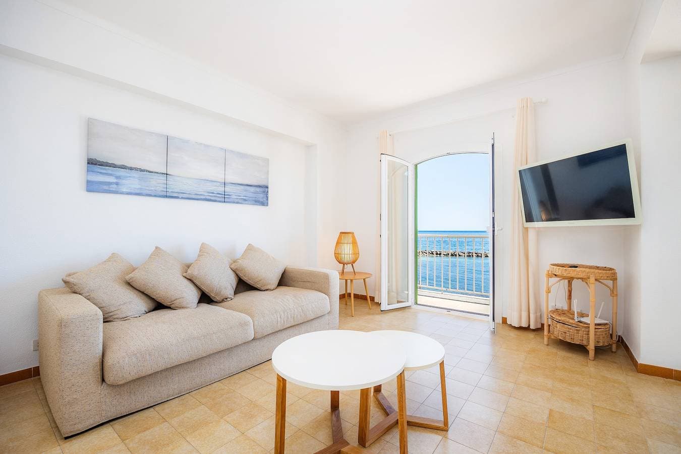 Foto 3 von 28: Ferienwohnung "Duplex Voramar Mhm Seafront" mit Meerblick, Balkon und WLAN