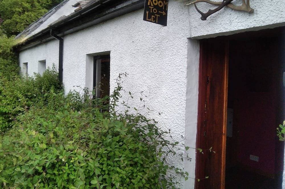Railway Cottage. Stromeferry 1