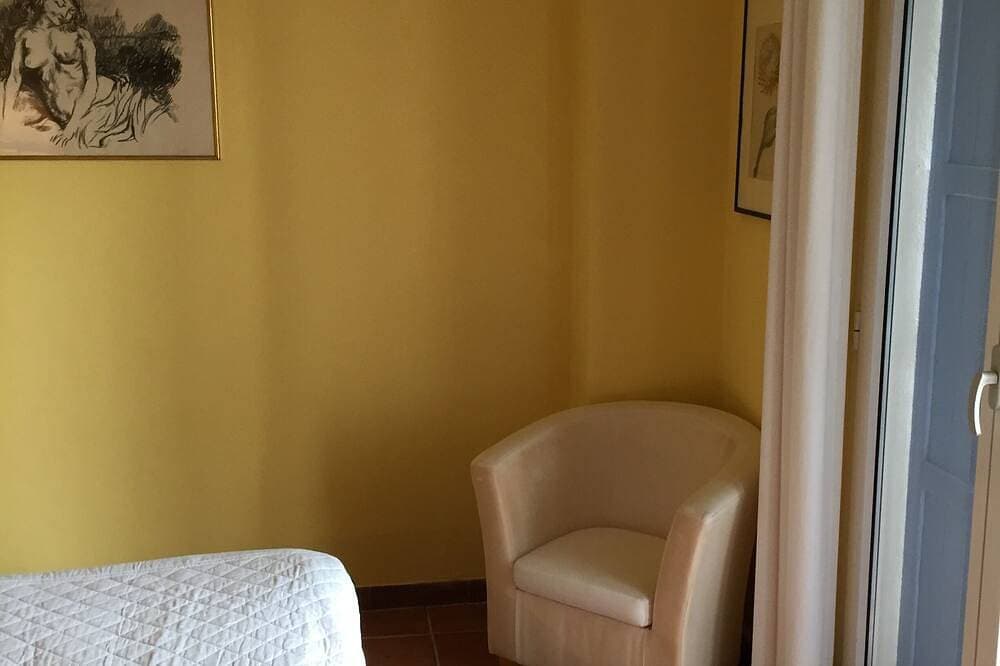 Foto 5 von 24: La Masa B&B - Eze La Chambre vue mer