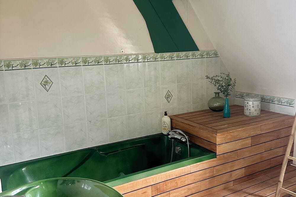 Foto 13 von 30: Les Falaises de L'Ailly House sleeps 8