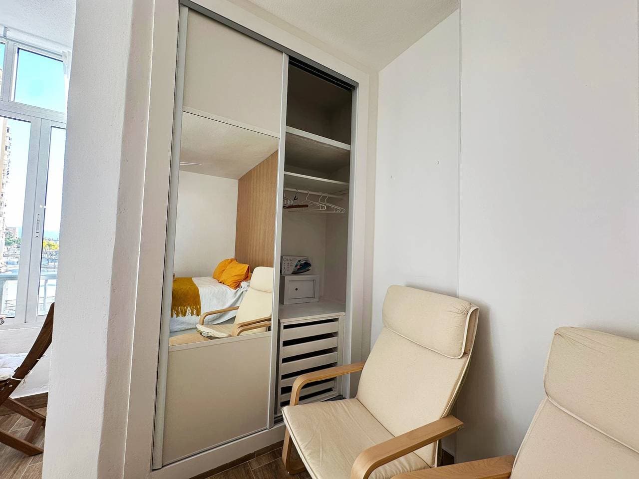 Foto 8 von 28: Einzimmerapartment 'Centro Torremolinos' mit Gemeinschaftspool, Wi-Fi und Klimaanlage