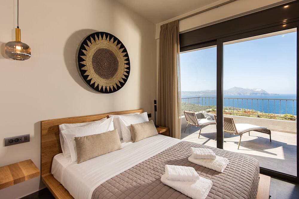 Foto 5 von 19: Villa Eirenis, Divine Sea Views, Private Infinity Pool, Furnished Terrace,.