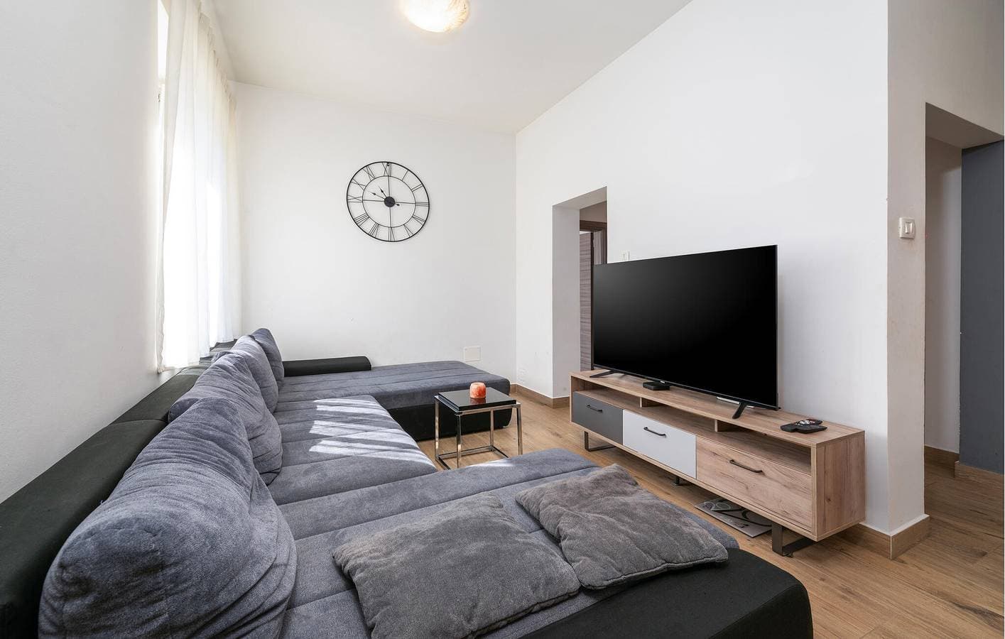 Foto 3 von 24: Gemütliche 2-Zimmer-Wohnung mit WLAN und Parkplatz, 500 m vom Stadtzentrum von Raša entfernt