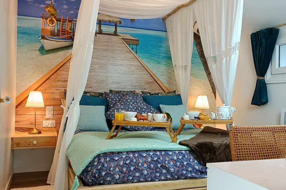 Foto 8 von 27: Cosy apartment with whirlpool bath in bedroom and catamaran net