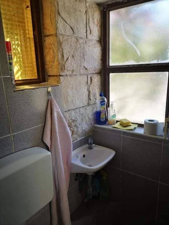 Foto 3 von 9: Apartment with Shower
