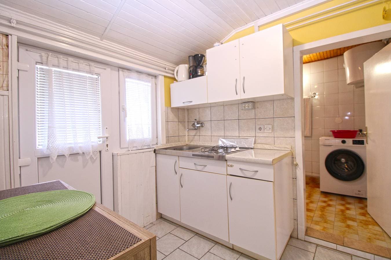 Foto 9 von 17: Ferienwohnung für 4 Personen mit Terrasse