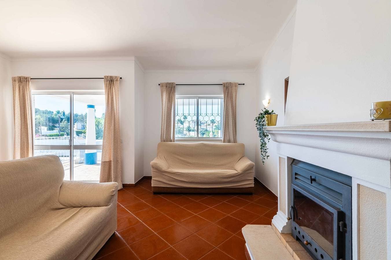 Foto 3 von 29: Villa 'Eulália' mit privatem Pool, WLAN und Klimaanlage