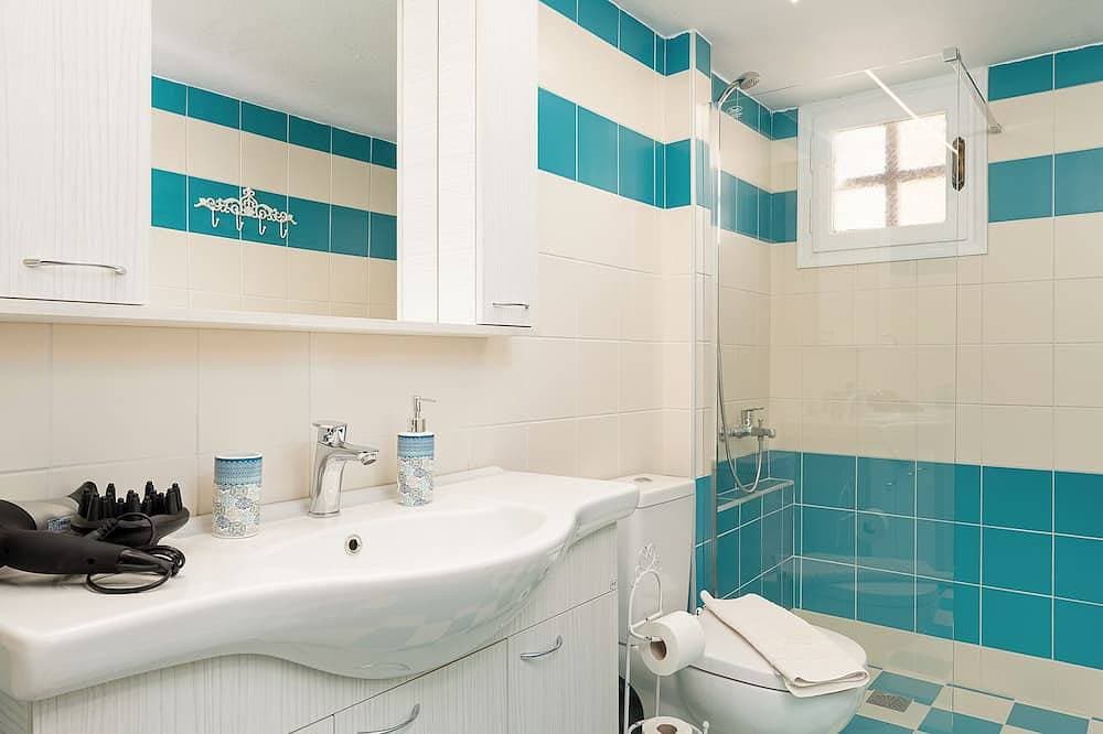 Foto 4 von 29: Lovely gardens and Comfort- 1 bedroom house, free w/wifi -nearby Komos beach
