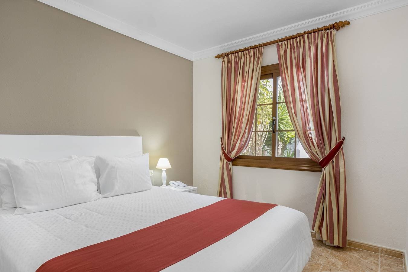 Foto 8 von 47: Ferienwohnung für 4 Personen mit Garten