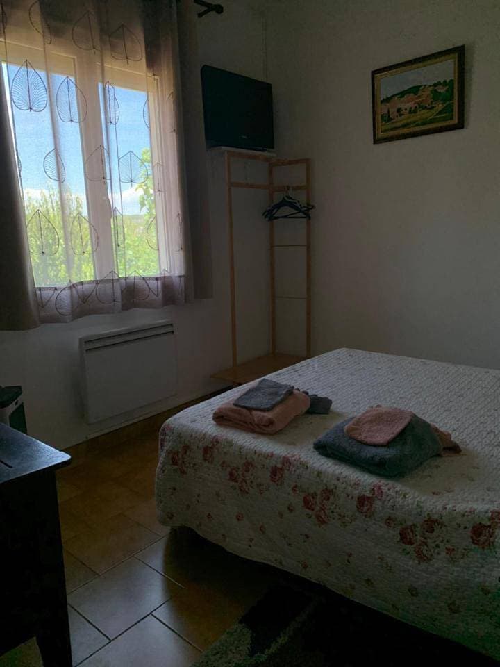 Foto 8 von 18: Double Room with Shared Bathroom