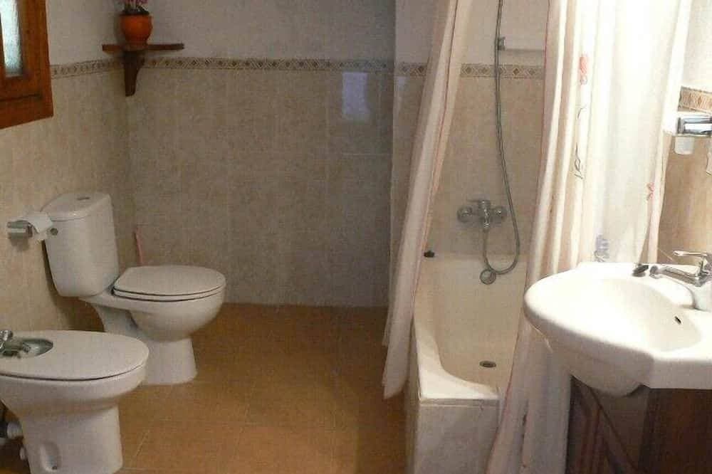 Foto 3 von 21: Ruhige Villa 500 Meter vom Dorf Pollensa und WIFI Free renoviert