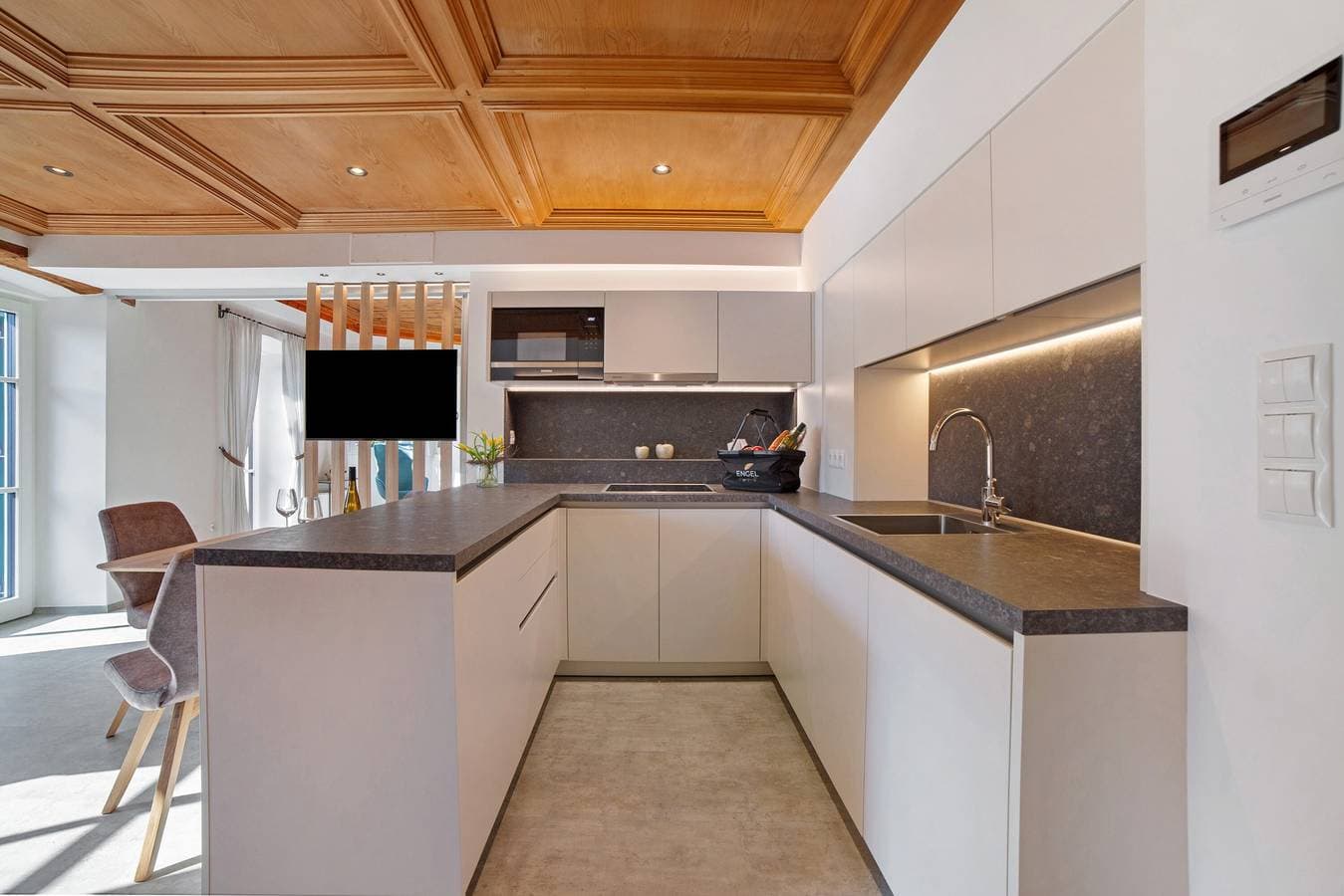 Foto 10 von 29: Ferienwohnung 'Goschtstub' mit Bergblick, privater Terrasse und Wi-Fi